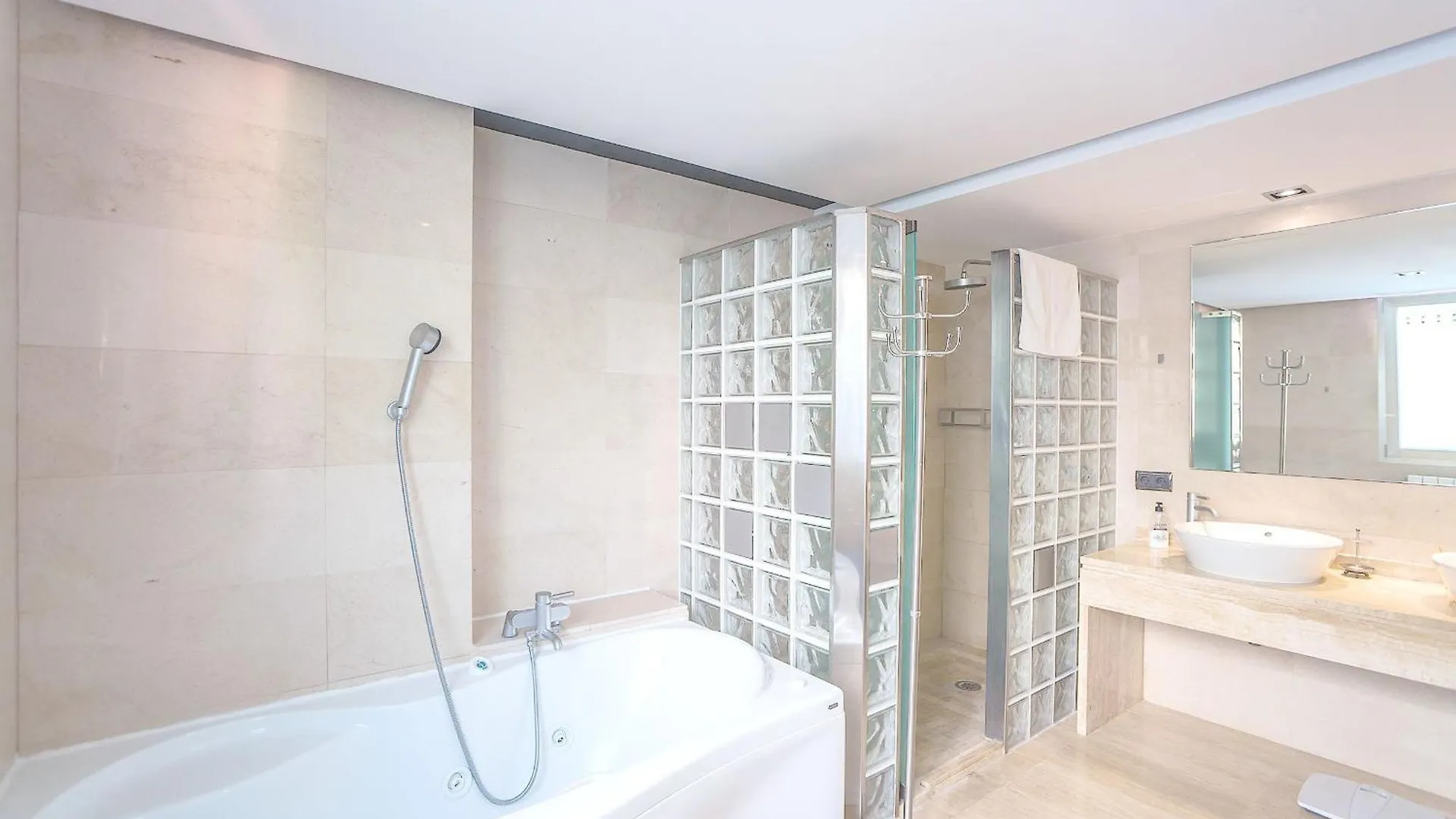 Luxury Villa Alcanada - Close To Port D'Alcudia